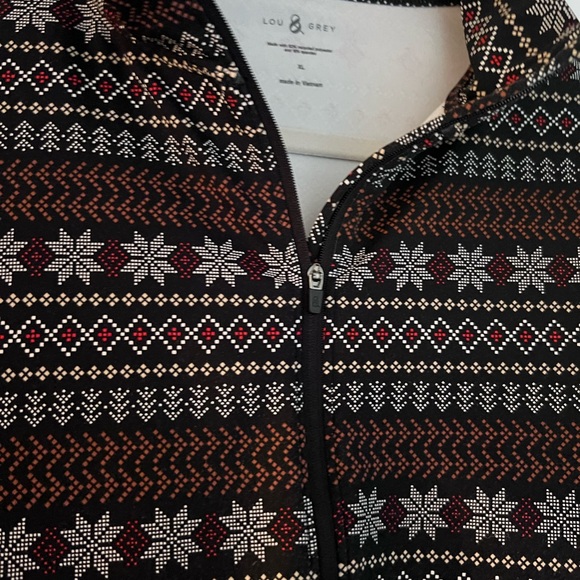 Lou & Grey Winter Patterned Women's Top - Picture 4 of 6